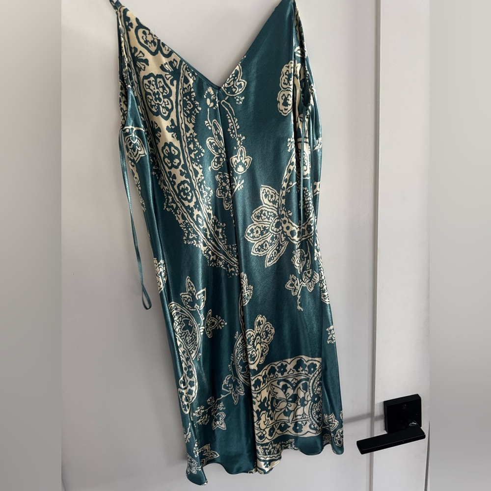 ZARA SATIN MINI DRESS SIZE S